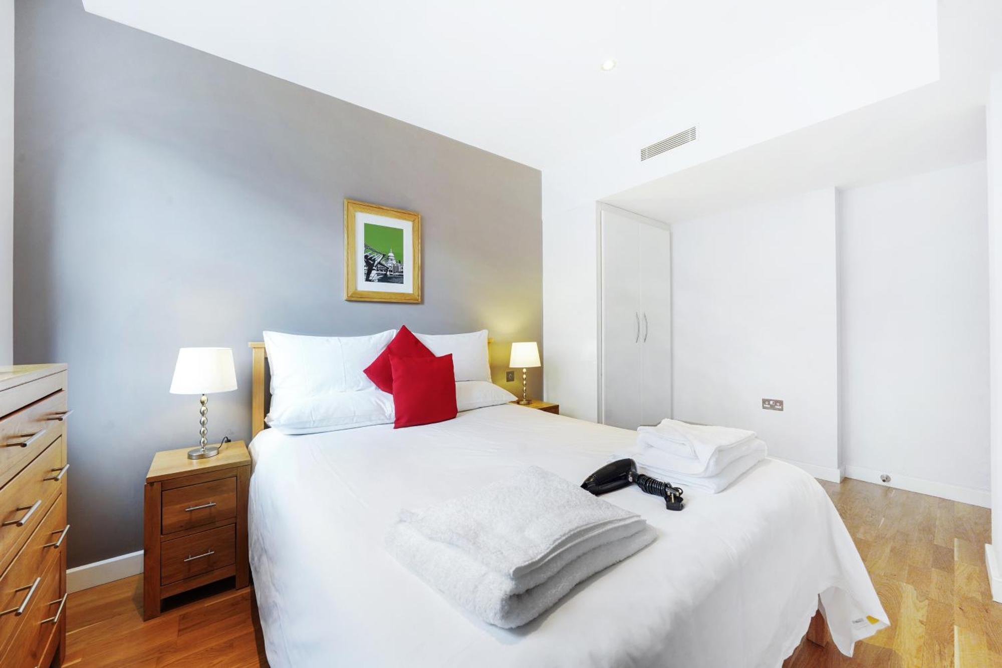 Cannon Street Serviced Apartments London Exterior photo